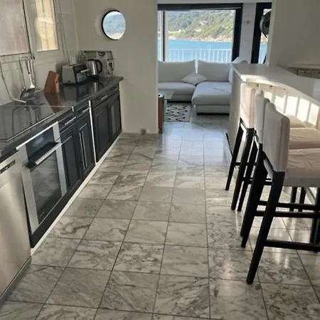 Peyrascas * Sanary-sur-Mer